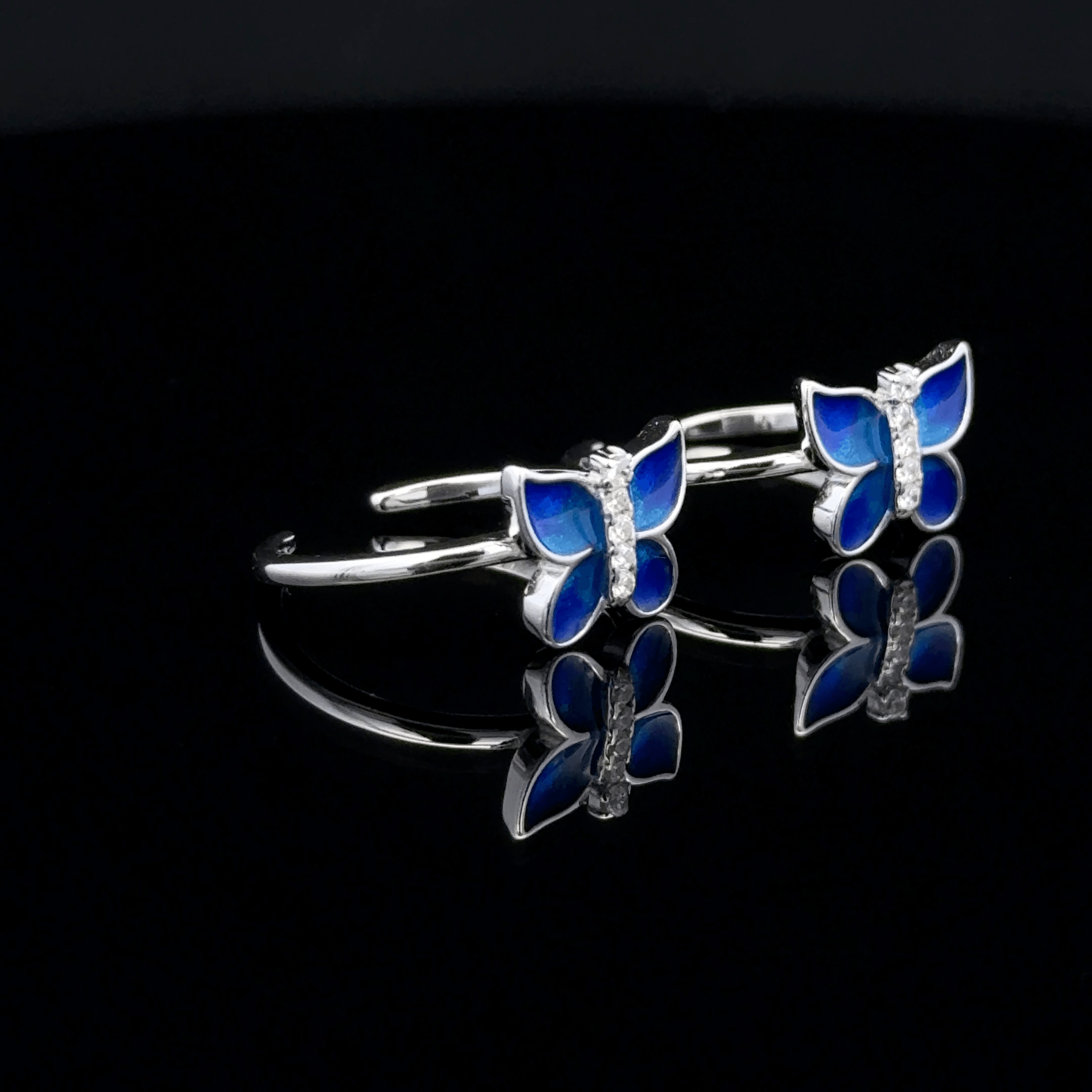 Butterfly toerings