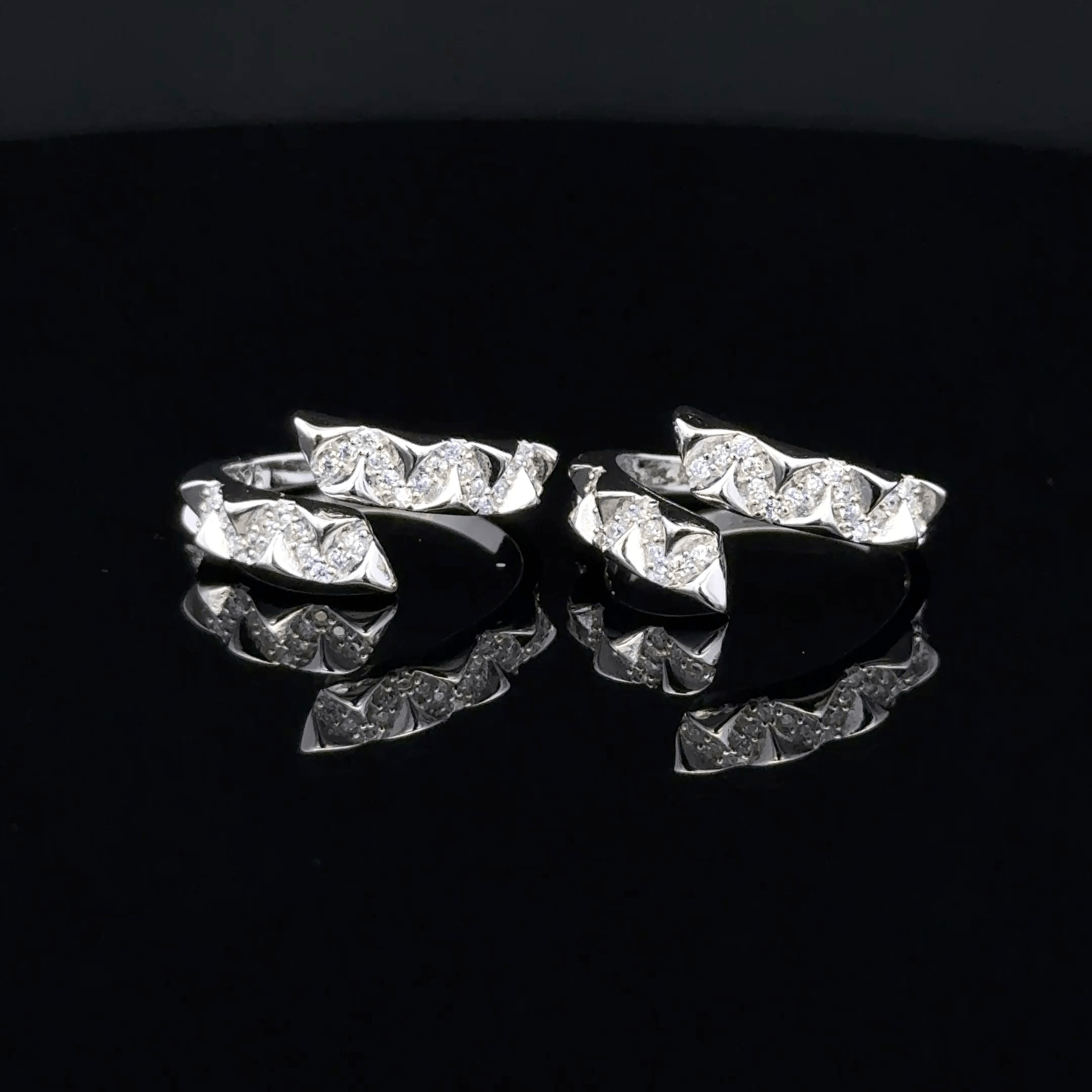 Zigzag Geometric Bypass Toe Rings