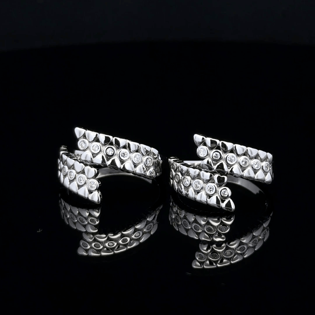 Heart-Patterned Wrap Toe Rings