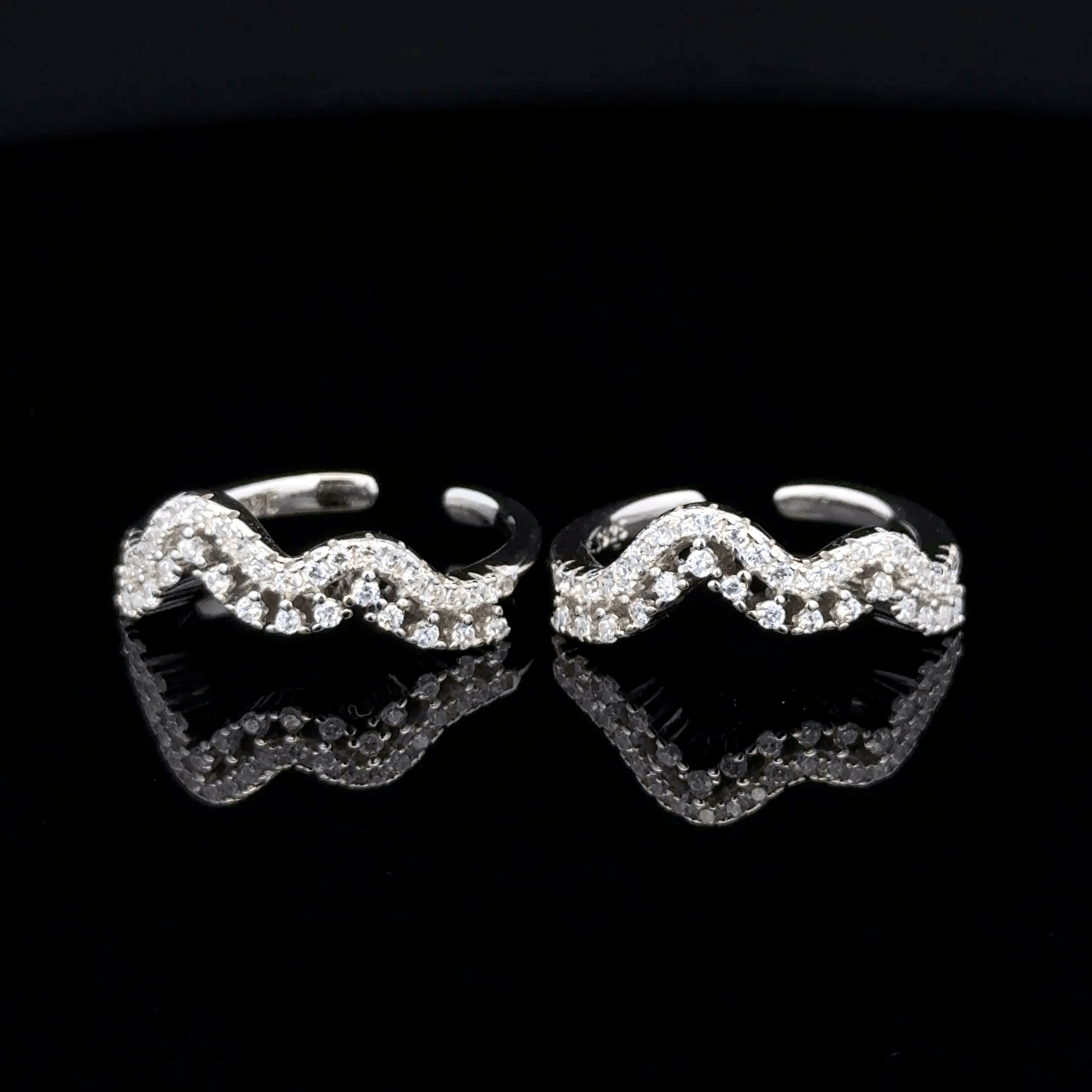 Chevron Wave Toe Ring