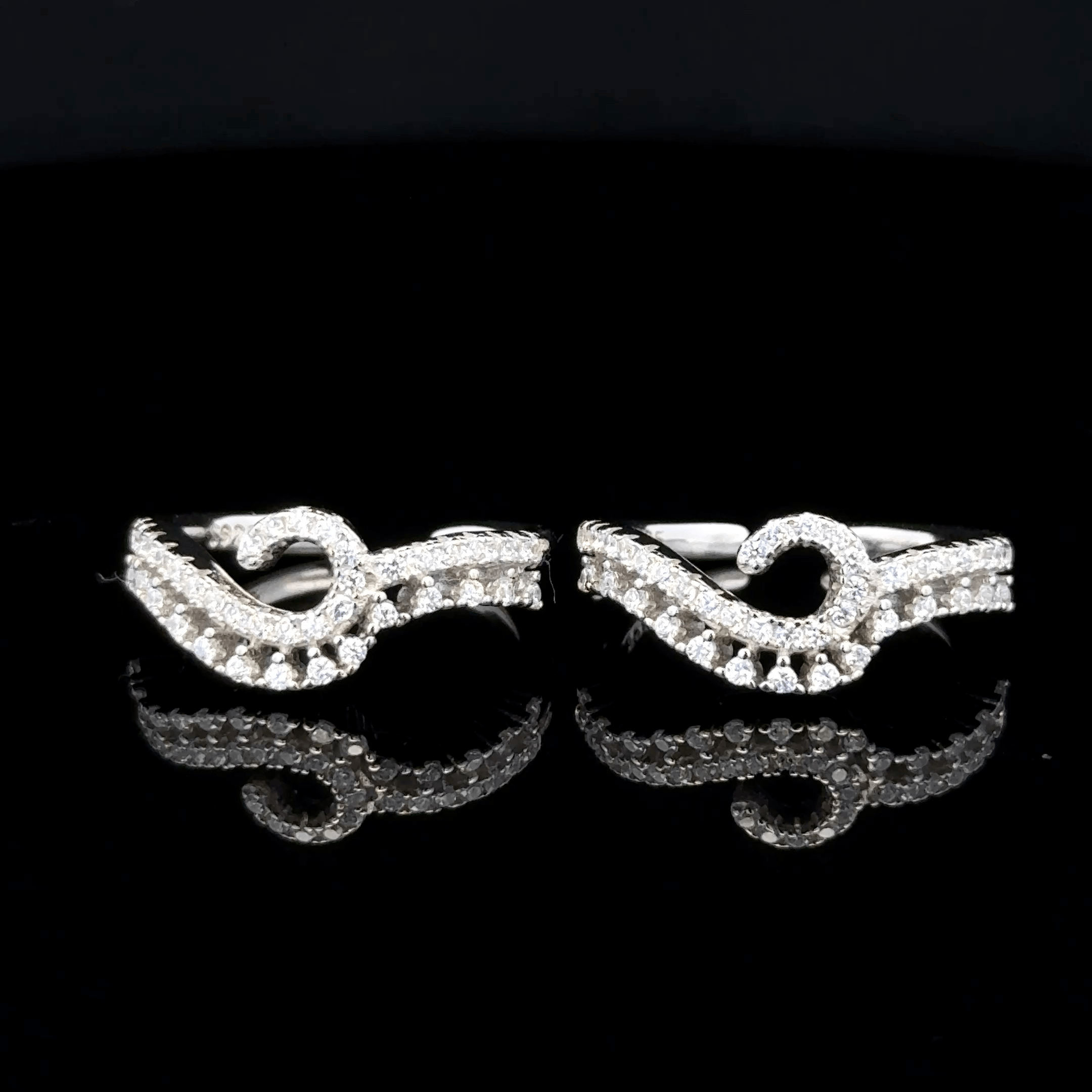 Curved Spiral Toe Ring