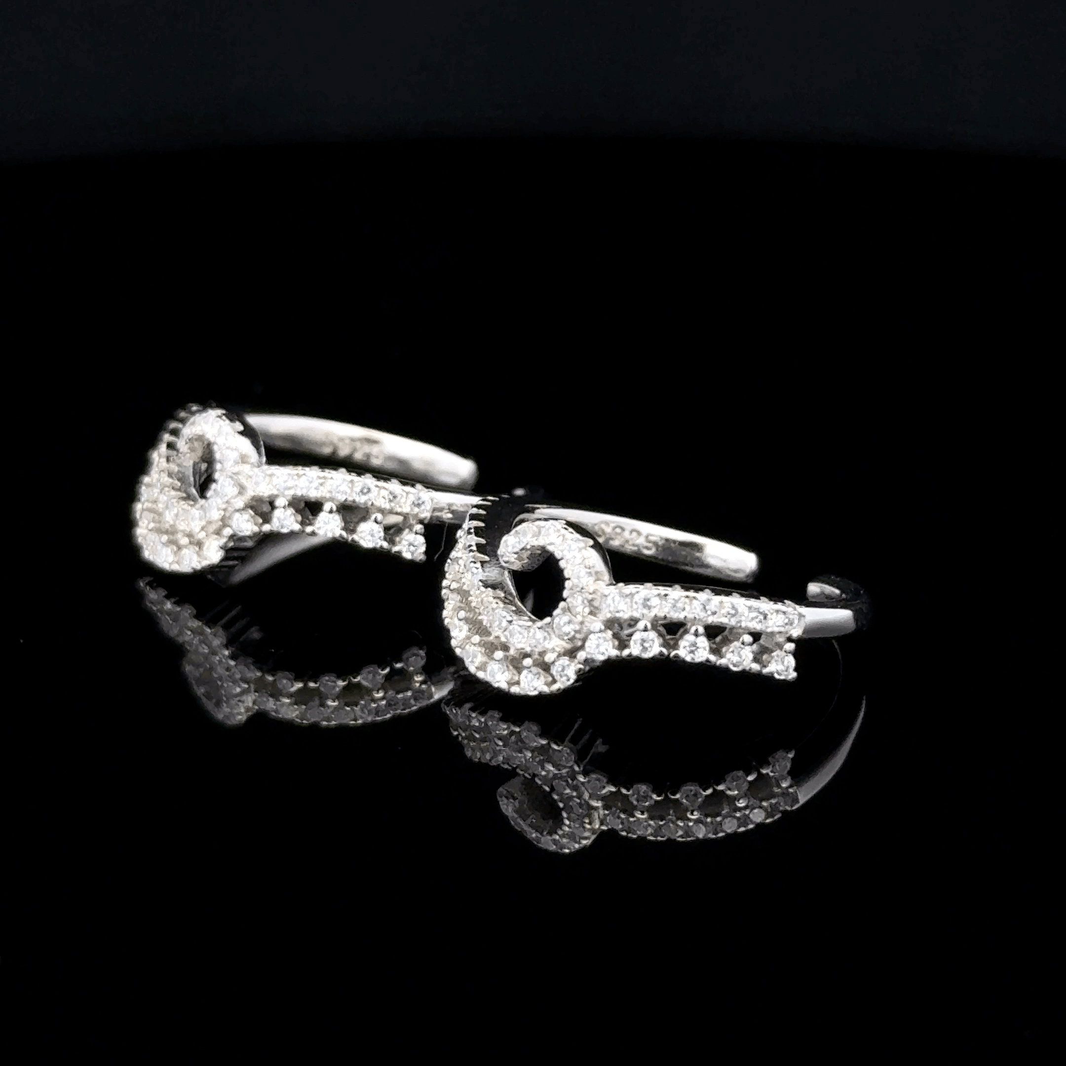 Curved Spiral Toe Ring