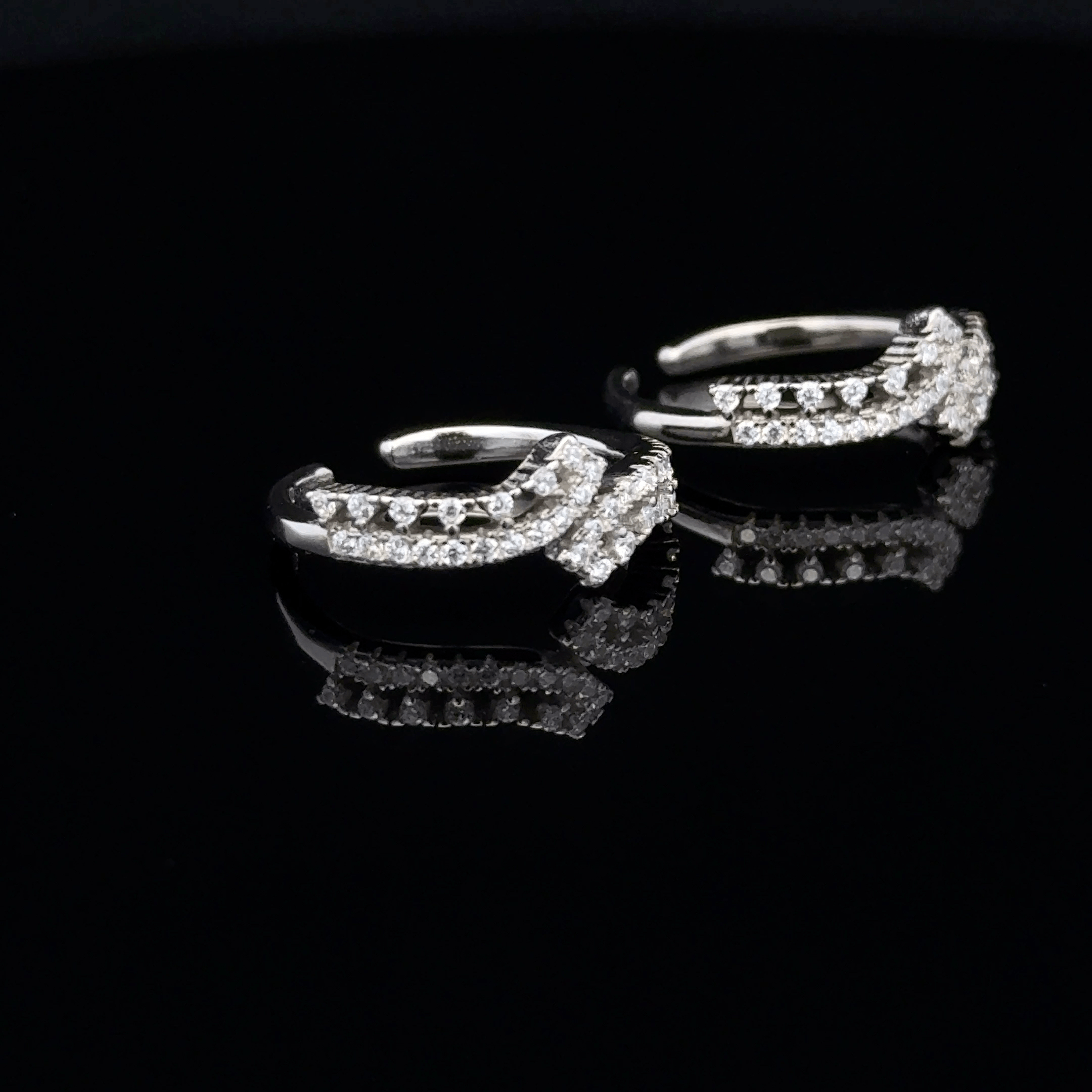 Geometric Bypass Toe Ring