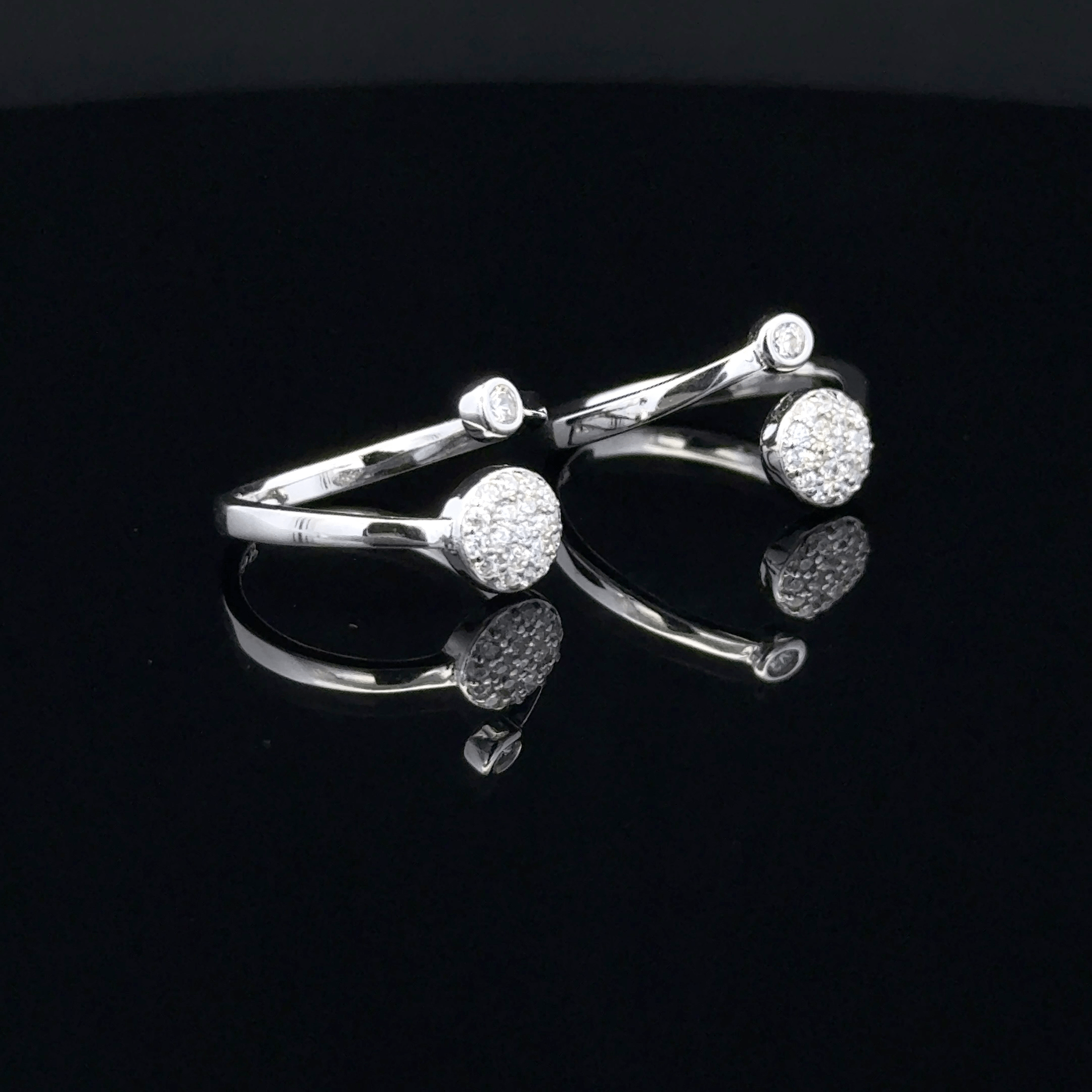 Pave Circle toerings