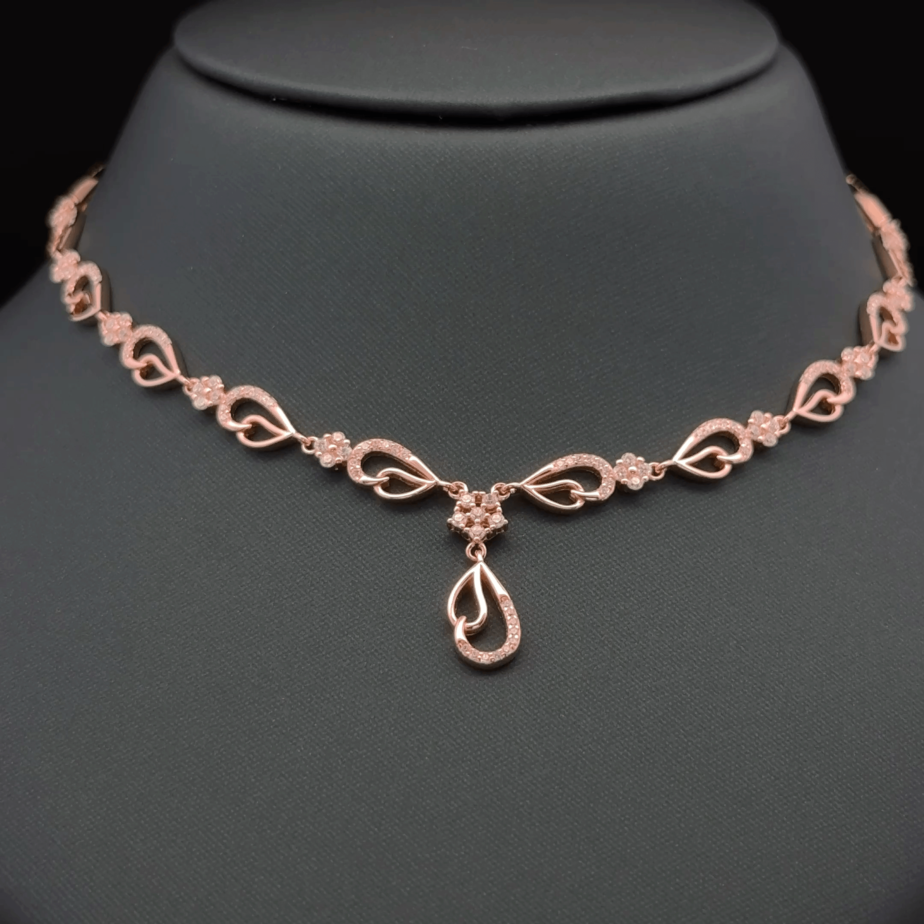 Classy Necklace