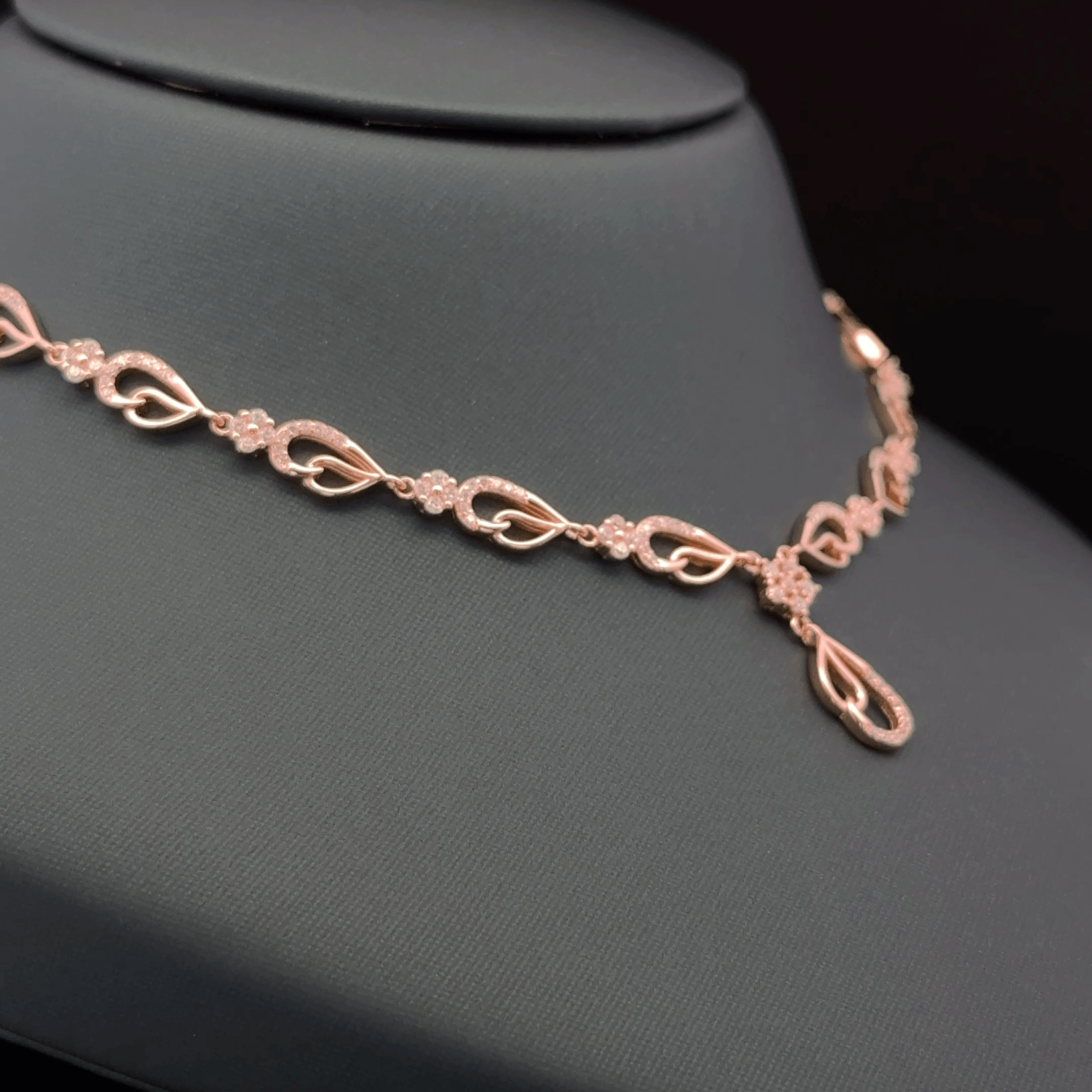 Classy Necklace