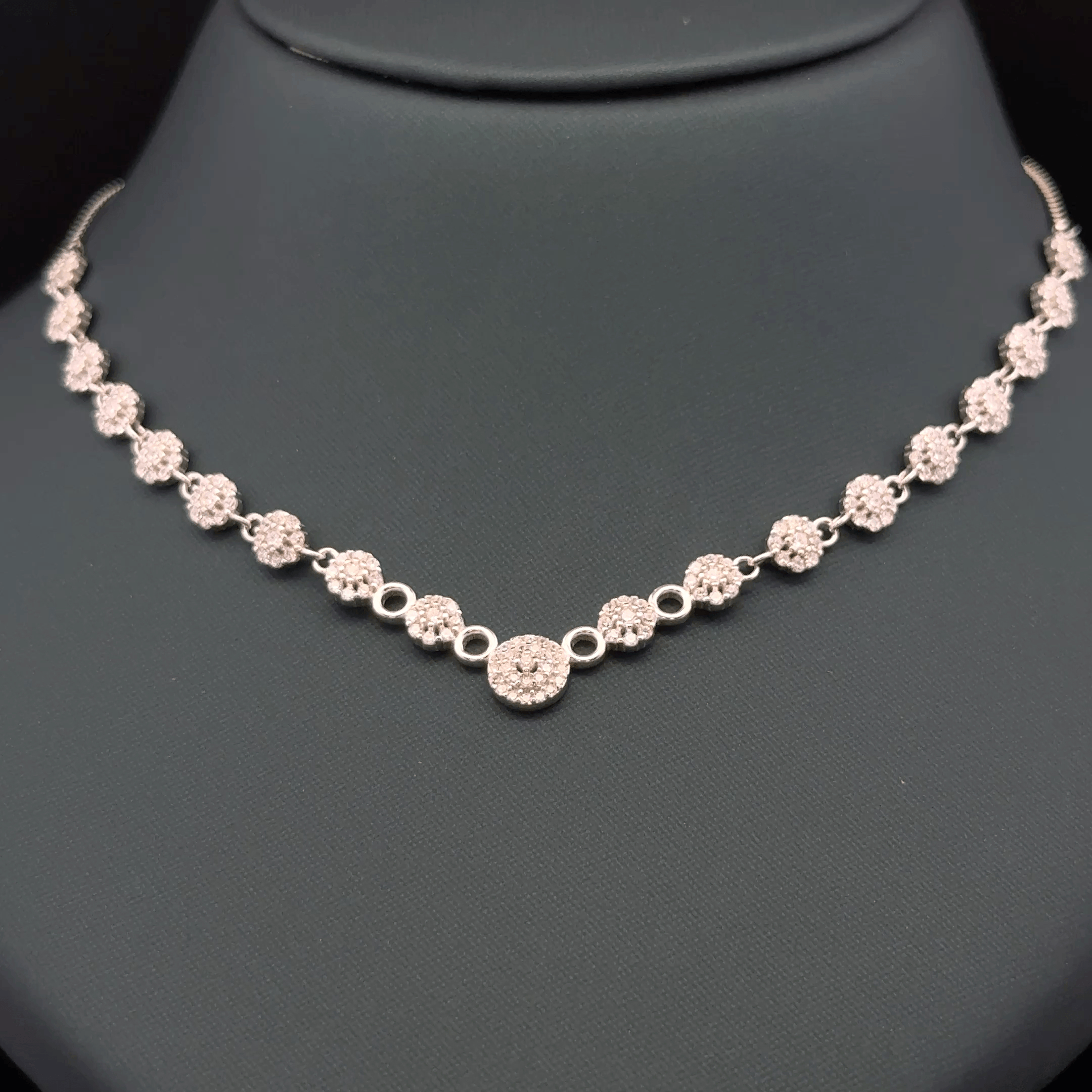 Round Design Necklace