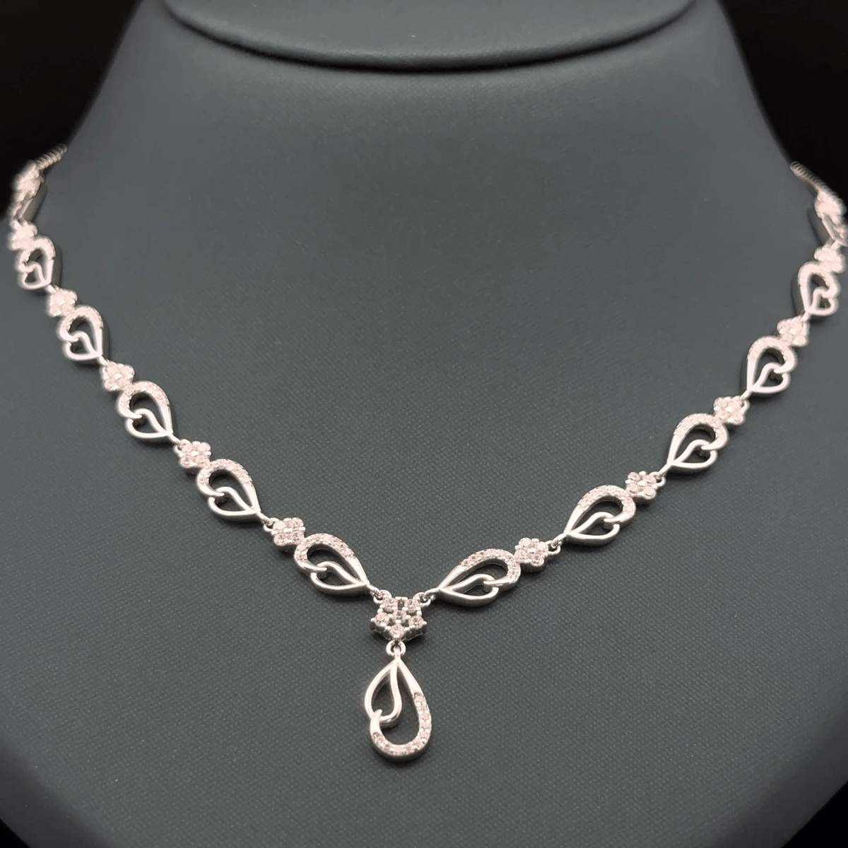 Flower Necklace