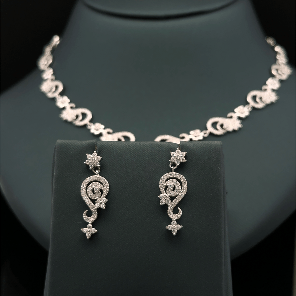 S-Shape Necklace