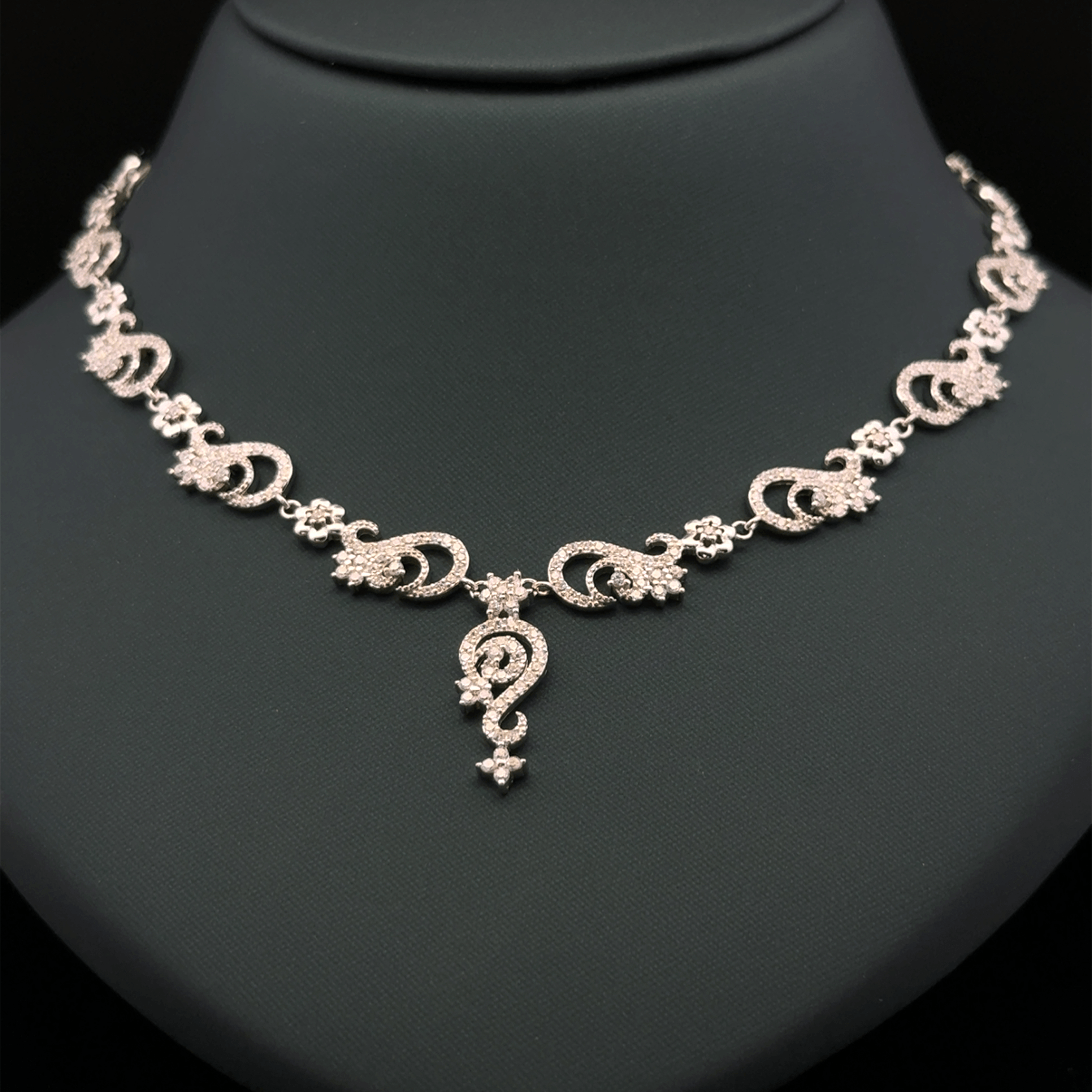 S-Shape Necklace