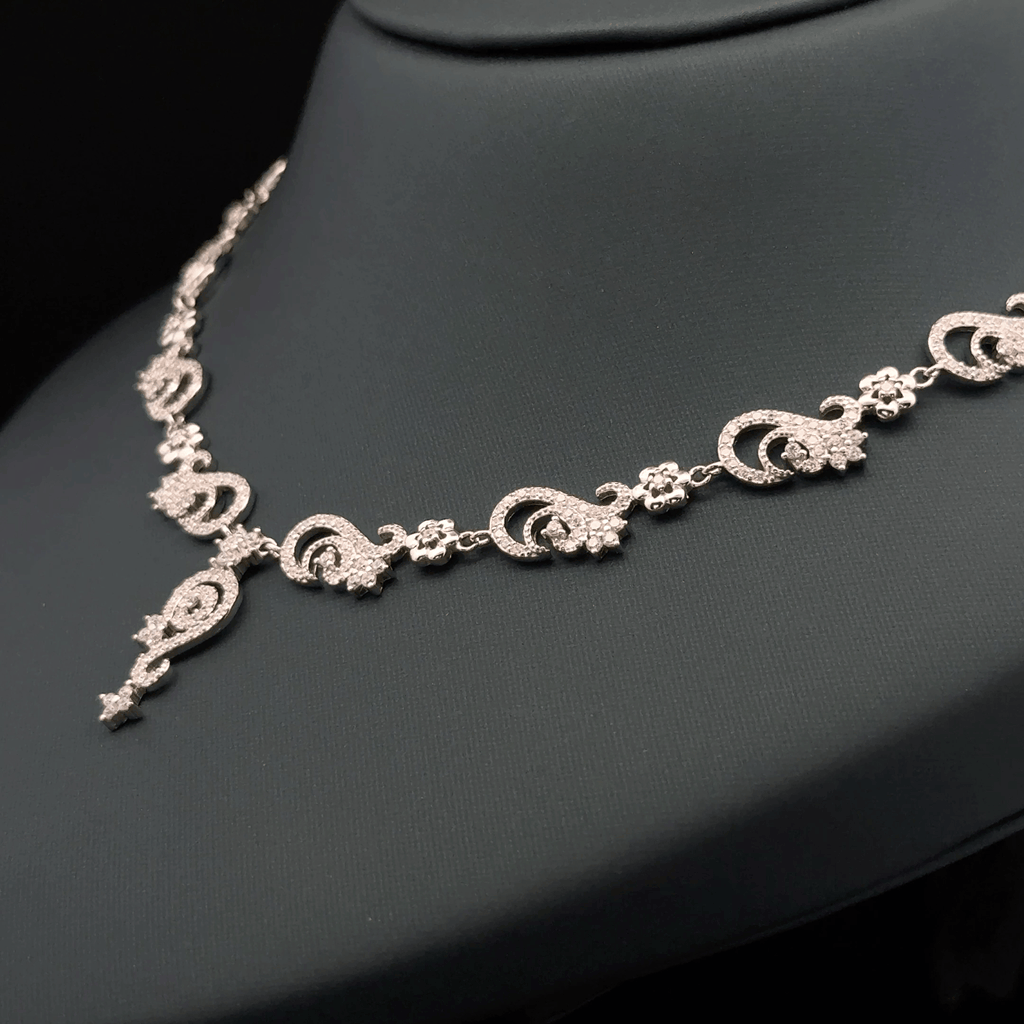 S-Shape Necklace