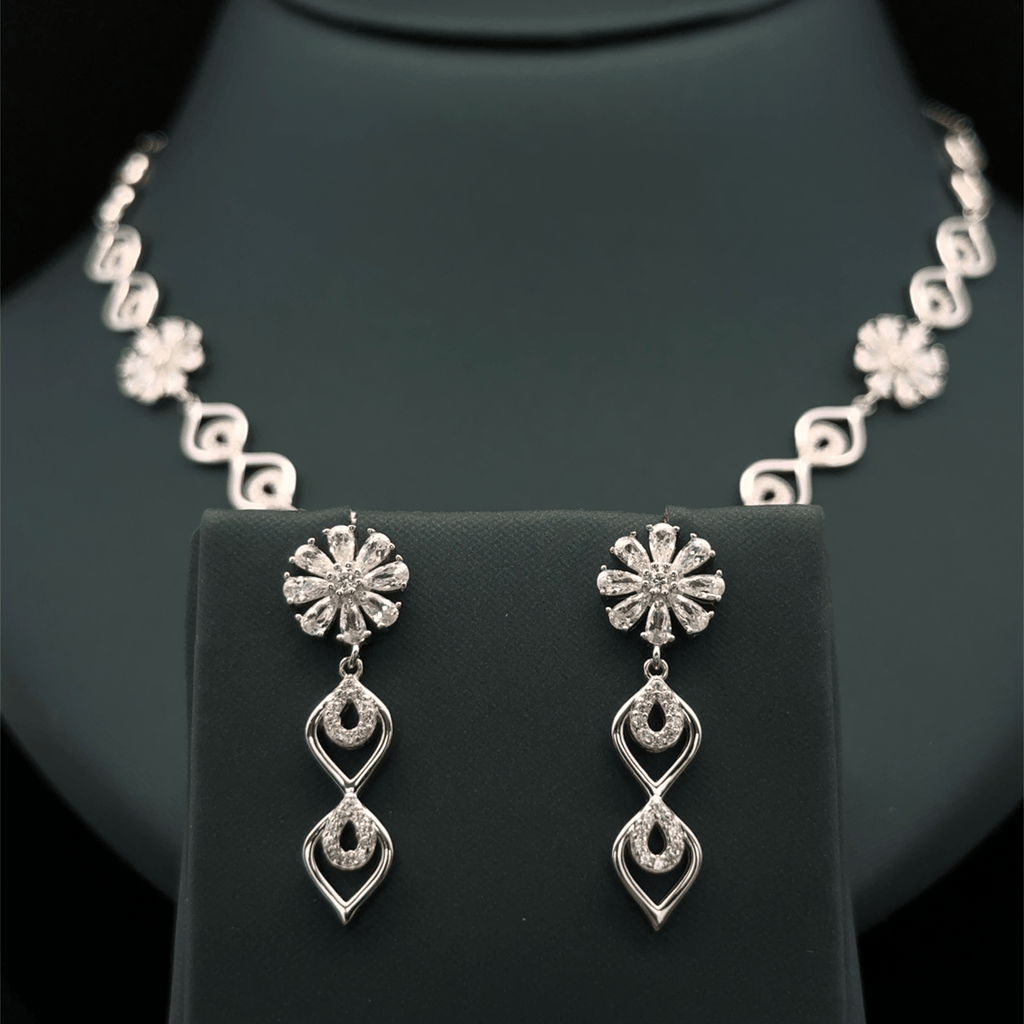 Flower Necklace