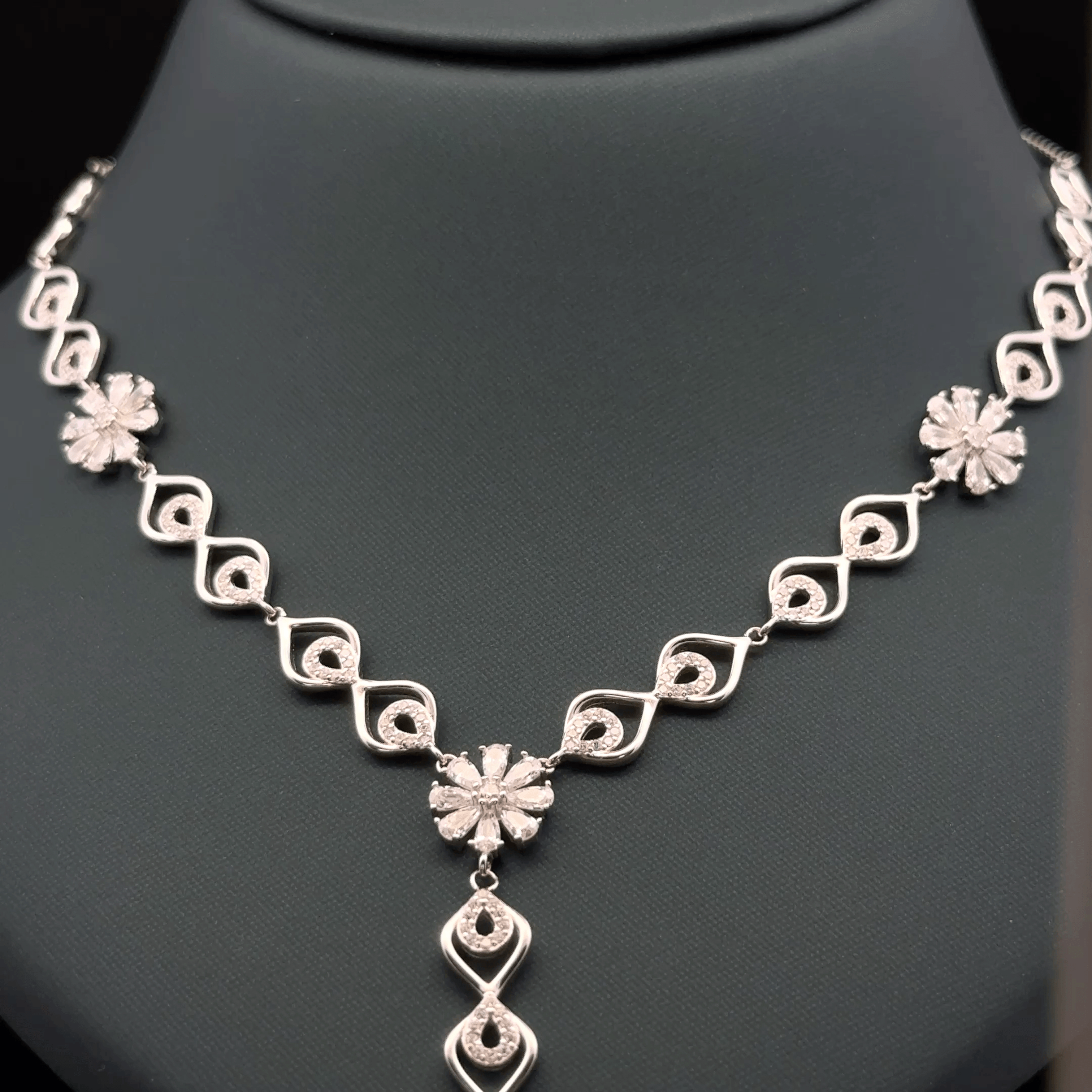 Flower Necklace