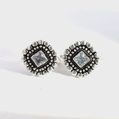 Antique Stone Toerings