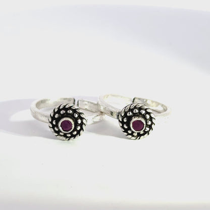 Antique Stone Toerings