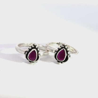 Antique Stone Toerings