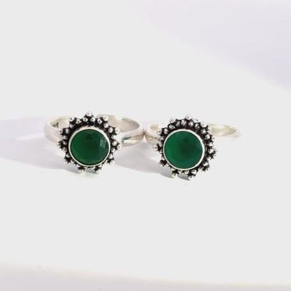 Antique Stone Toerings