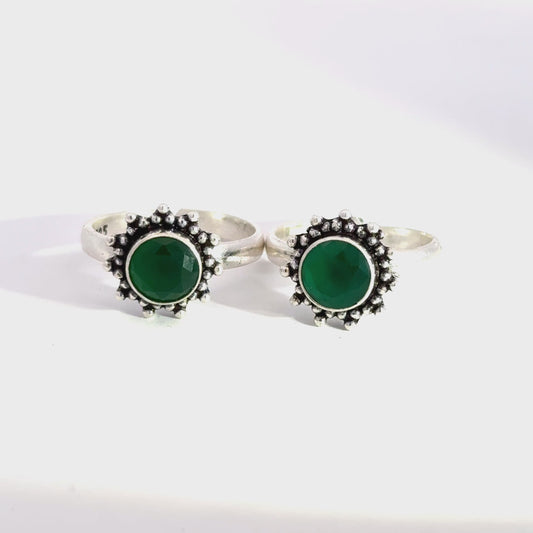Antique Stone Toerings