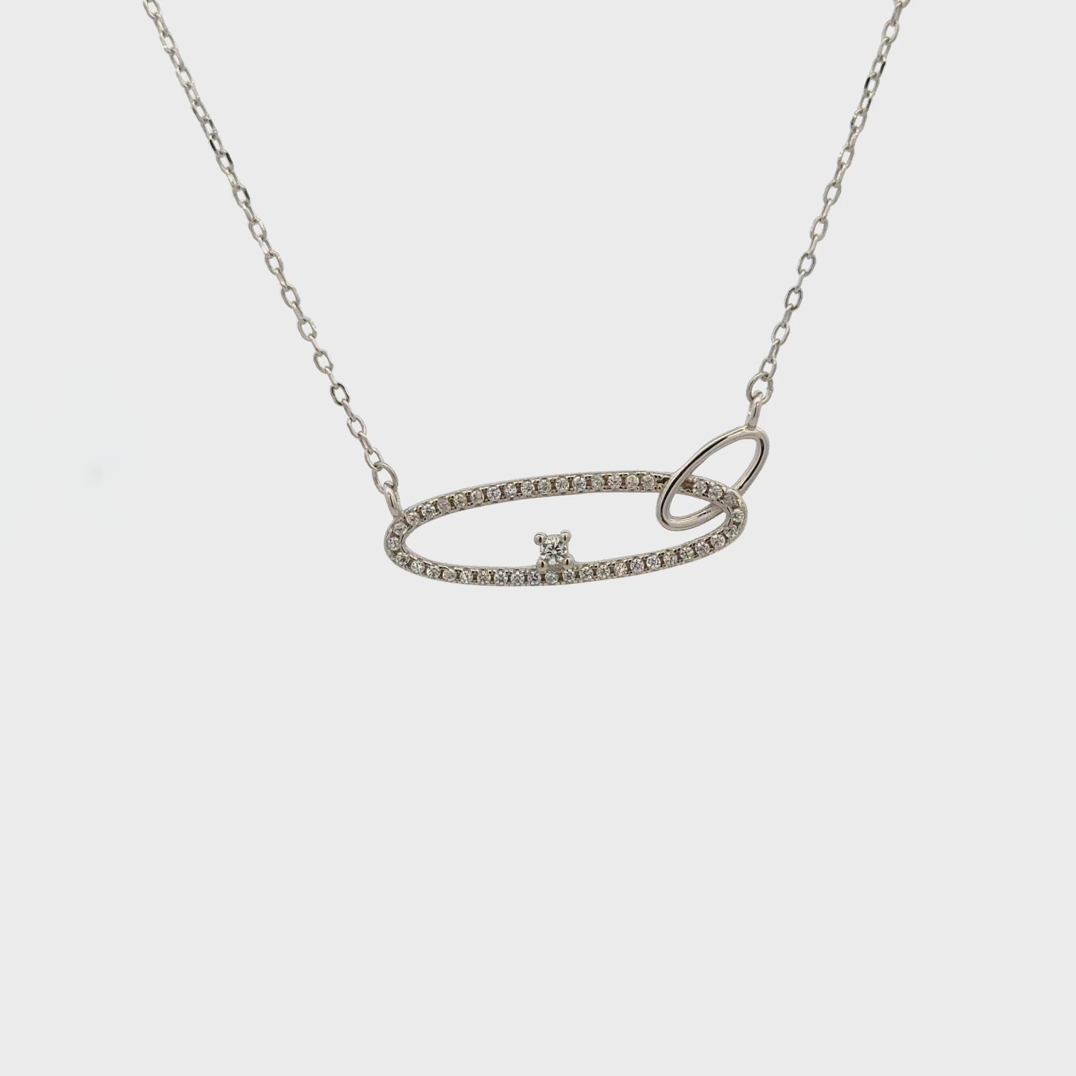 Rhodium circle chain with pendent