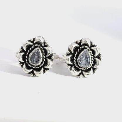 Antique Stone Toerings