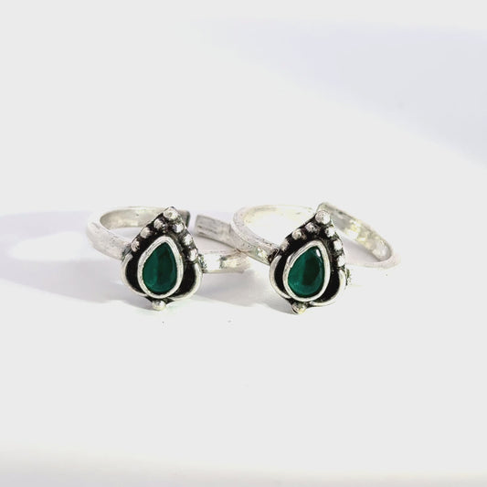 Antique Stone Toerings