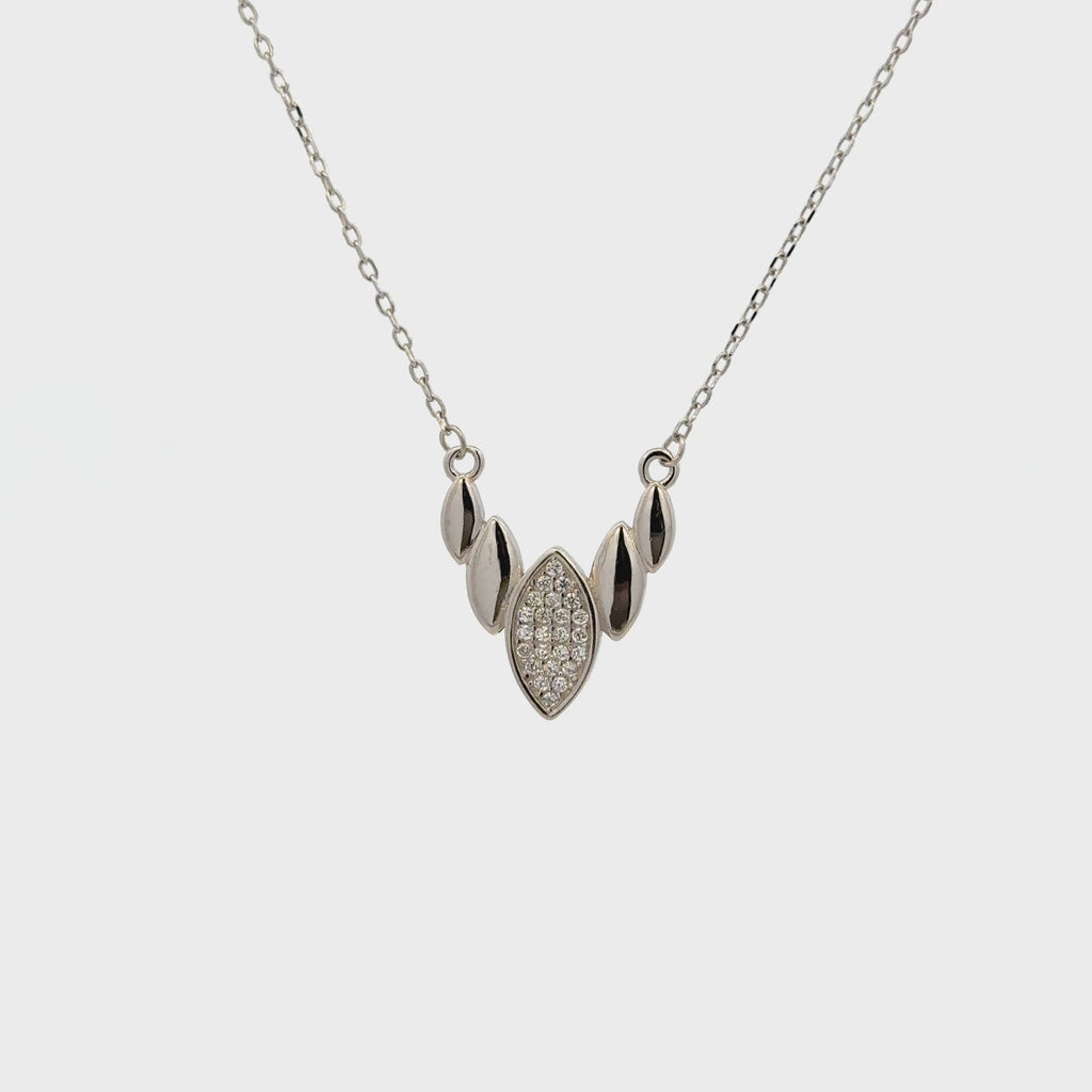 Rhodium leaf shaped chain with pendent