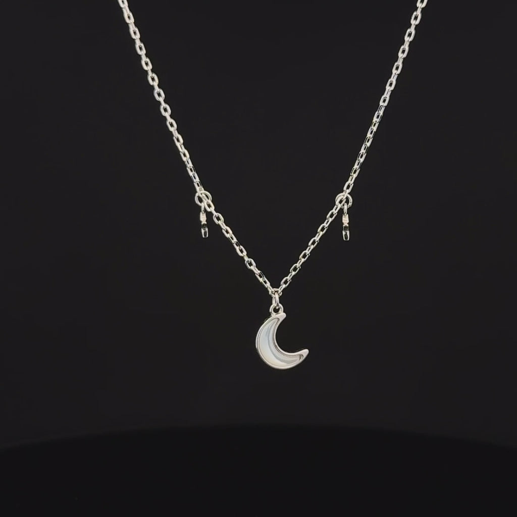 The Moonbeam Station chain with pendant