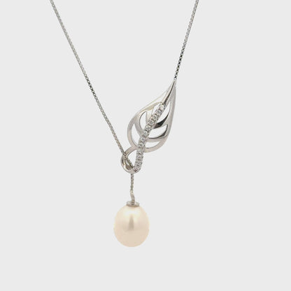 Leaf With Pearl