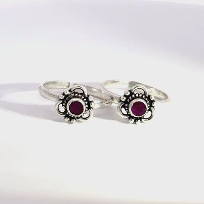 Antique Stone Toerings