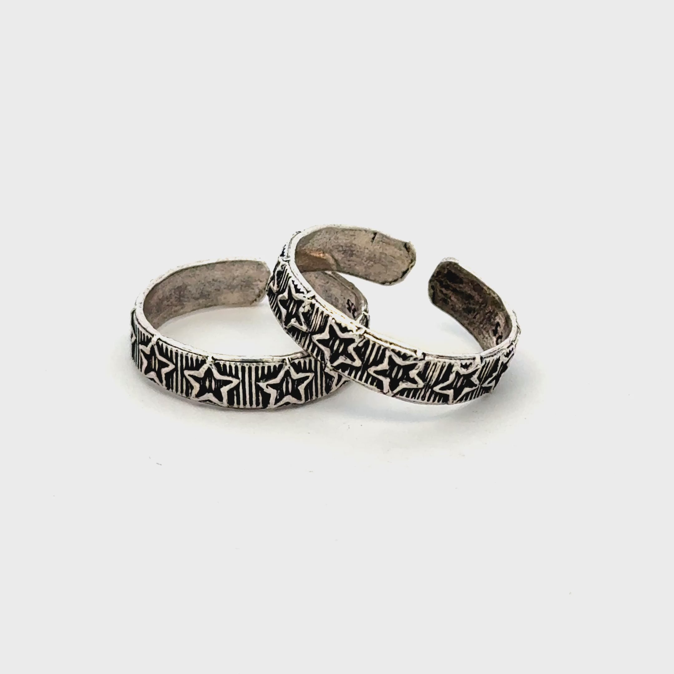 Antique Band Toerings