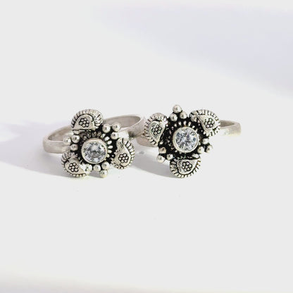 Antique Stone Toerings