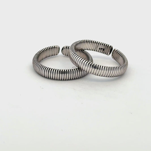 Antique Band toerings