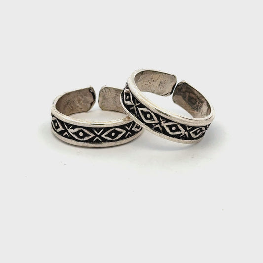 Antique Band Toerings