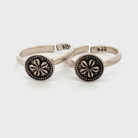 Antique Flower Toerings
