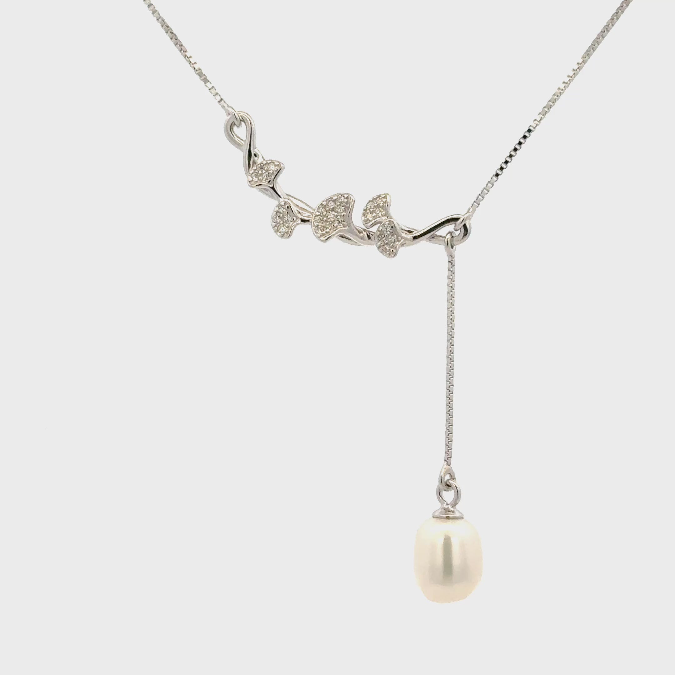 Rhodium Branch and pearl chain with pendent