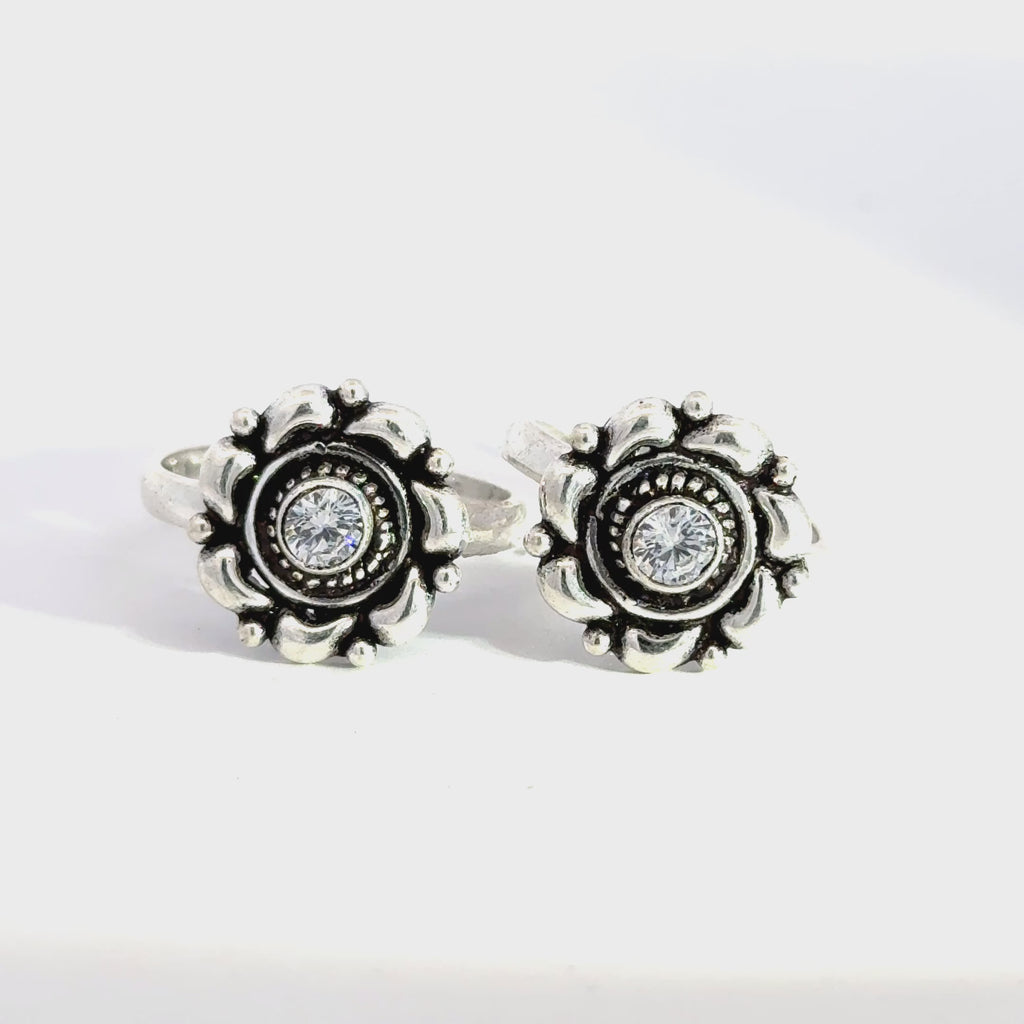 Antique Stone Toerings