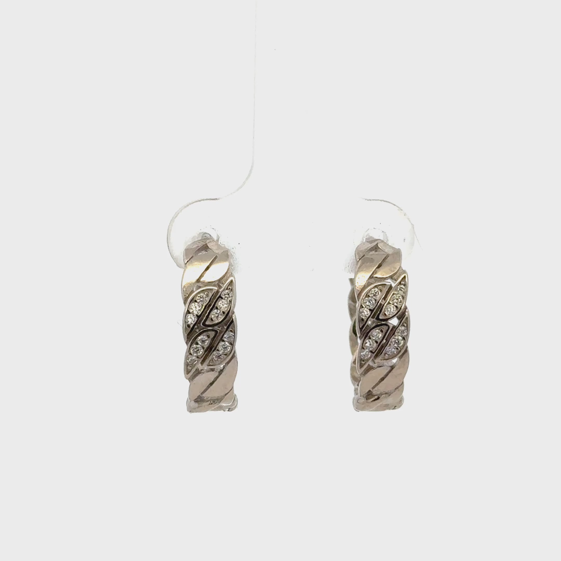 Link Baali Loop Earring